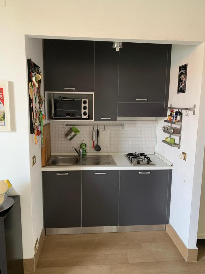 Appartamento Splendido Con Tutti Servizi In Zona Navigli Milano Exterior foto