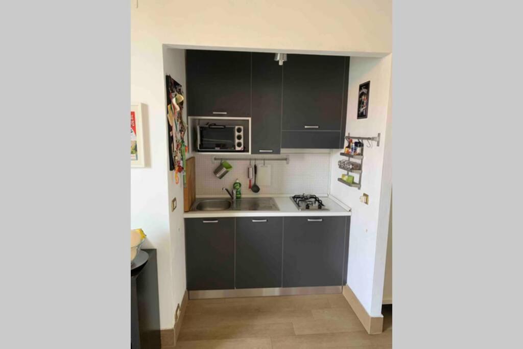 Appartamento Splendido Con Tutti Servizi In Zona Navigli Milano Exterior foto